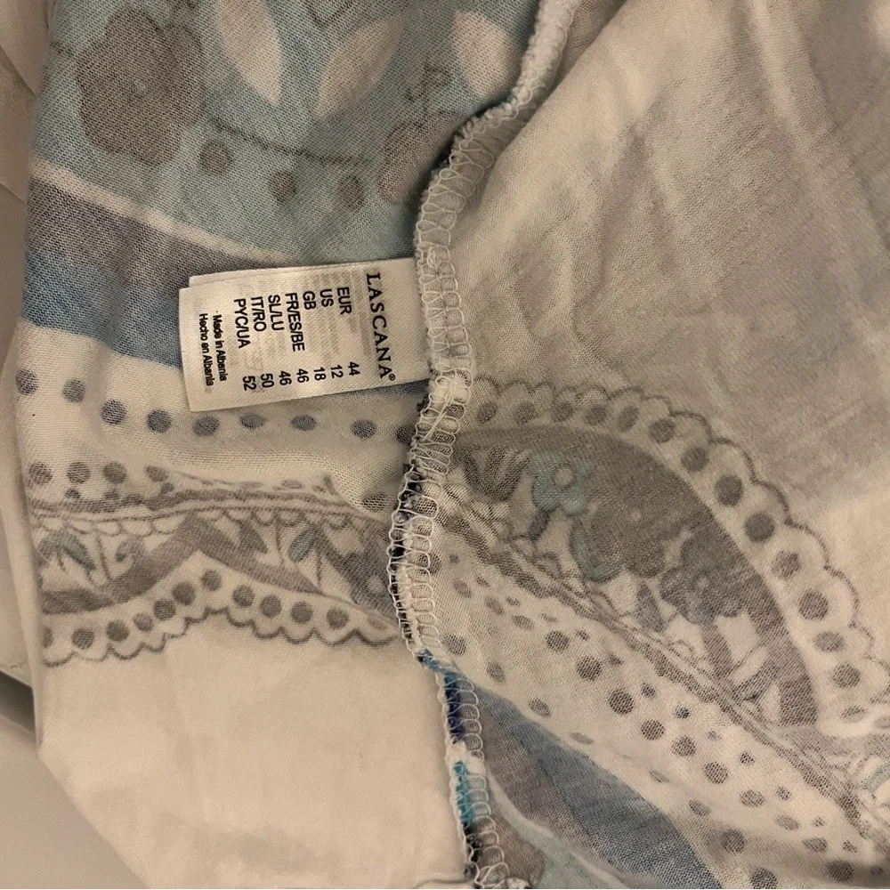 Lacana White and Blue Patterned Sleeveless Dress - Picture 9 of 9